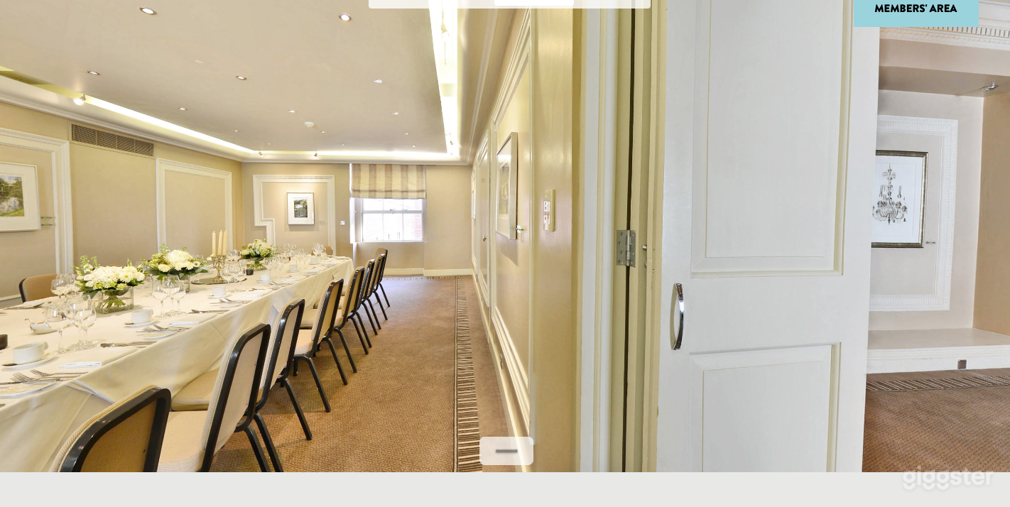 Charming Shelburne Room in London Photo 2