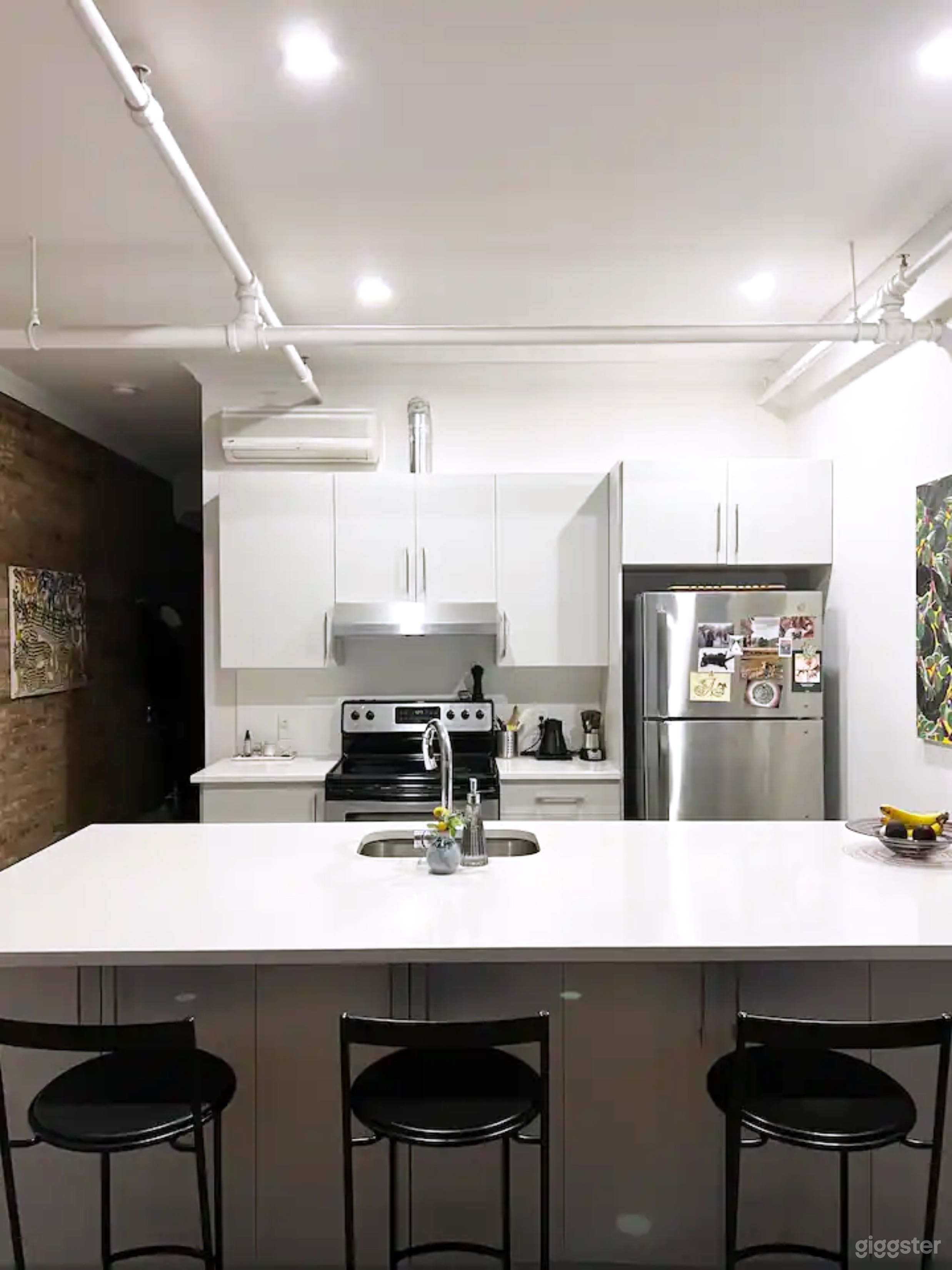 Lovely Designer Studio Loft Photo 4