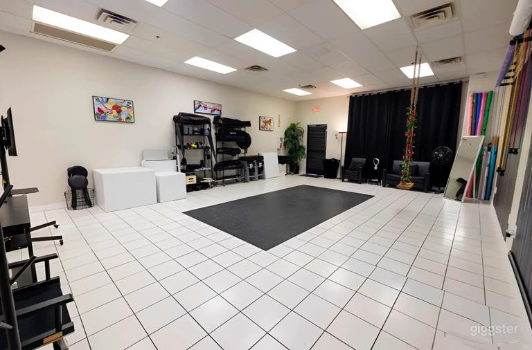  Creative Photo & Video Studio in Las Vegas 
