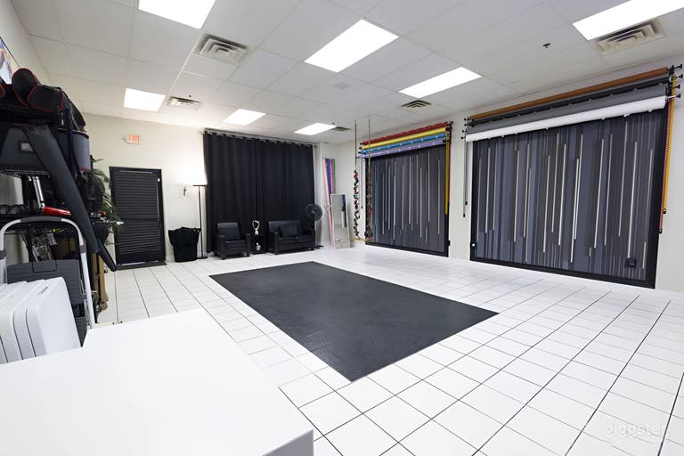  Creative Photo & Video Studio in Las Vegas 