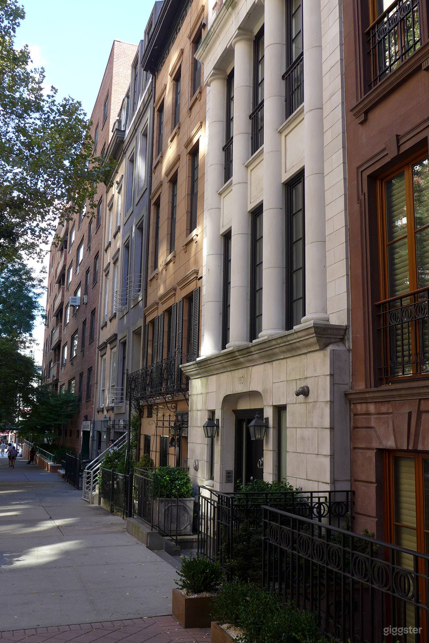 Modern Victorian Townhouse with Classic Details Photo 1