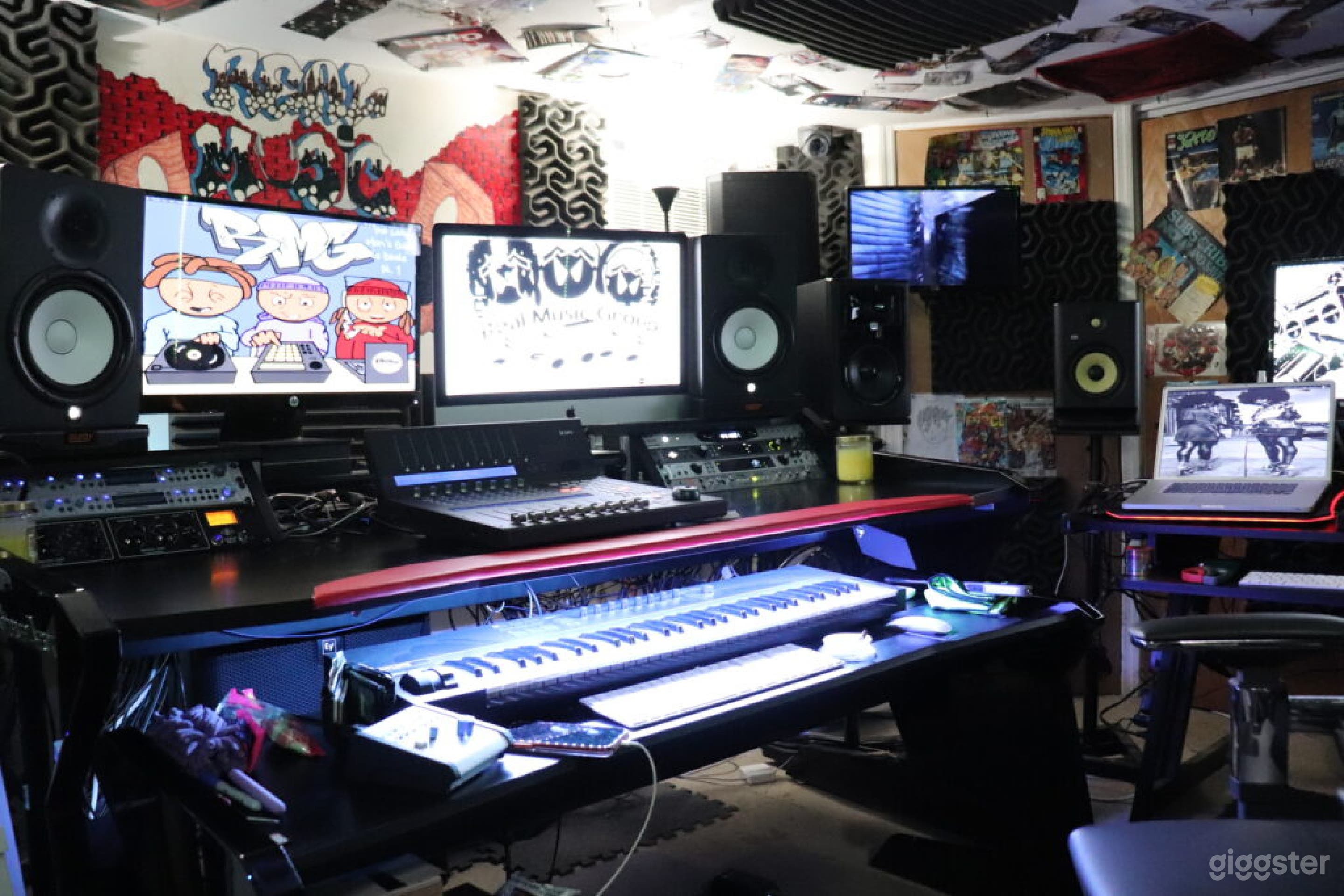 Recording Studio with an 80's Vibe in Queens Photo 1