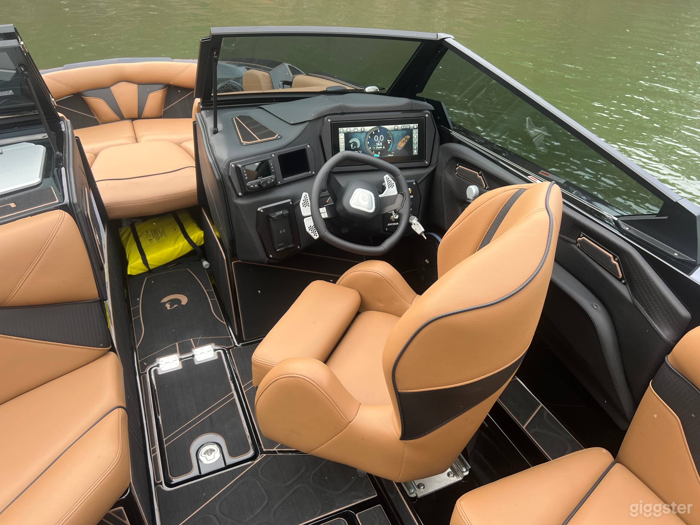 Luxury Surf Boat (Captained) | Photo + Video + Lake Day Photo 4