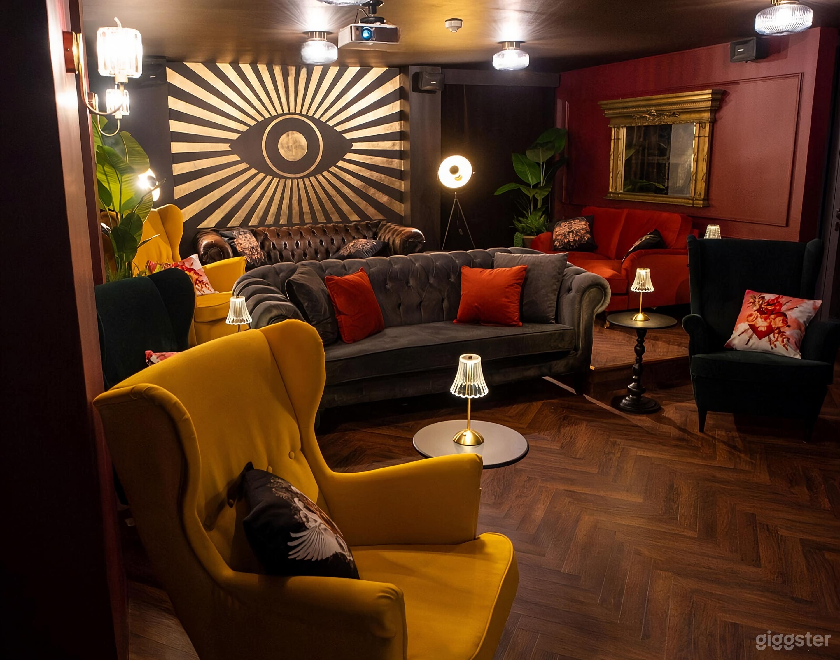 The Lounge - Private Screening Room Photo 1