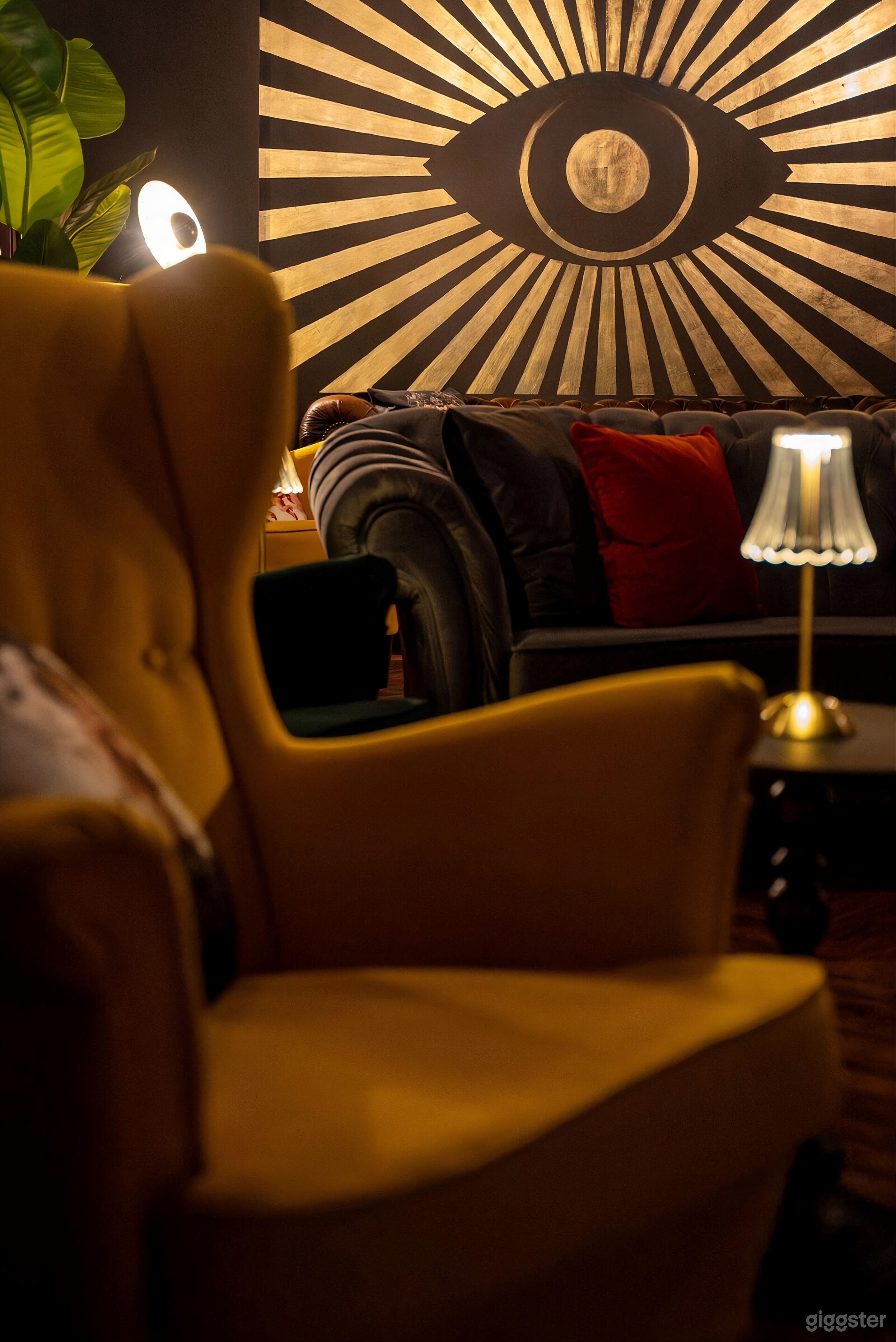 The Lounge - Private Screening Room Photo 3