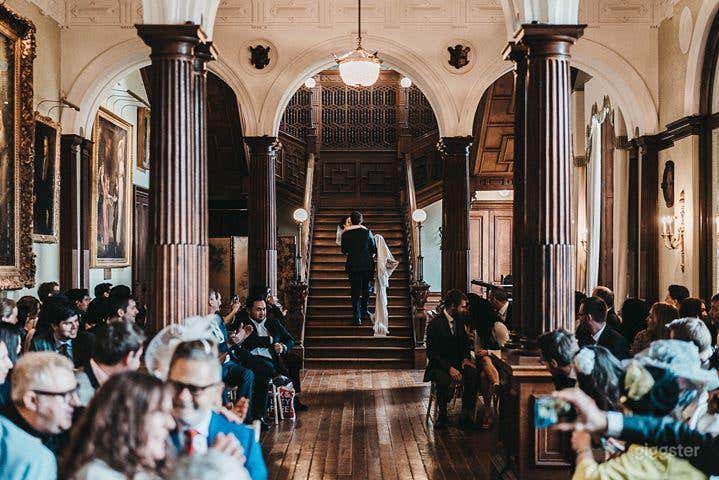 Stunning Grand Hall in Staffordshire Photo 2