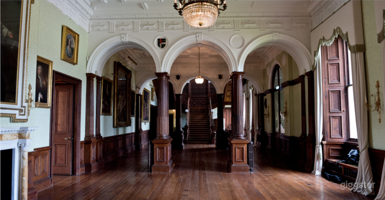  Stunning Grand Hall in Staffordshire 