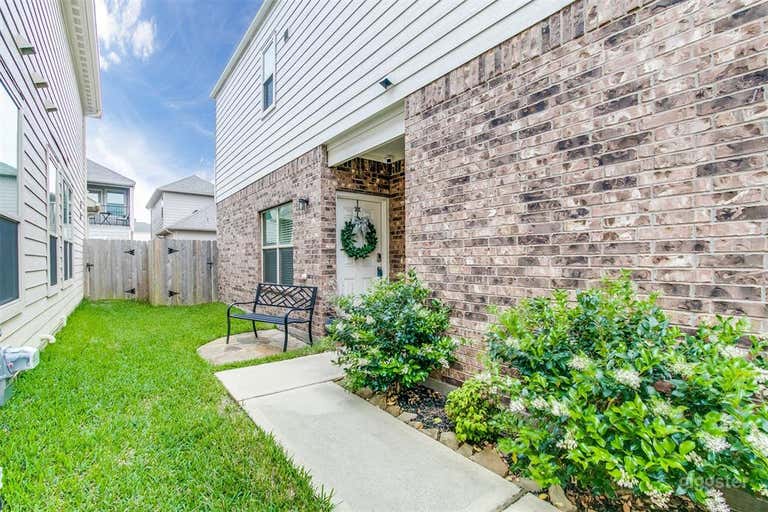  Luxury Home-Private Gated Neighborhood 