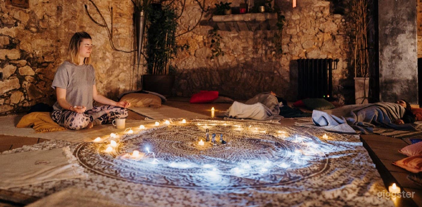 Luxury and atmospheric property in Barcelona Area Photo 4