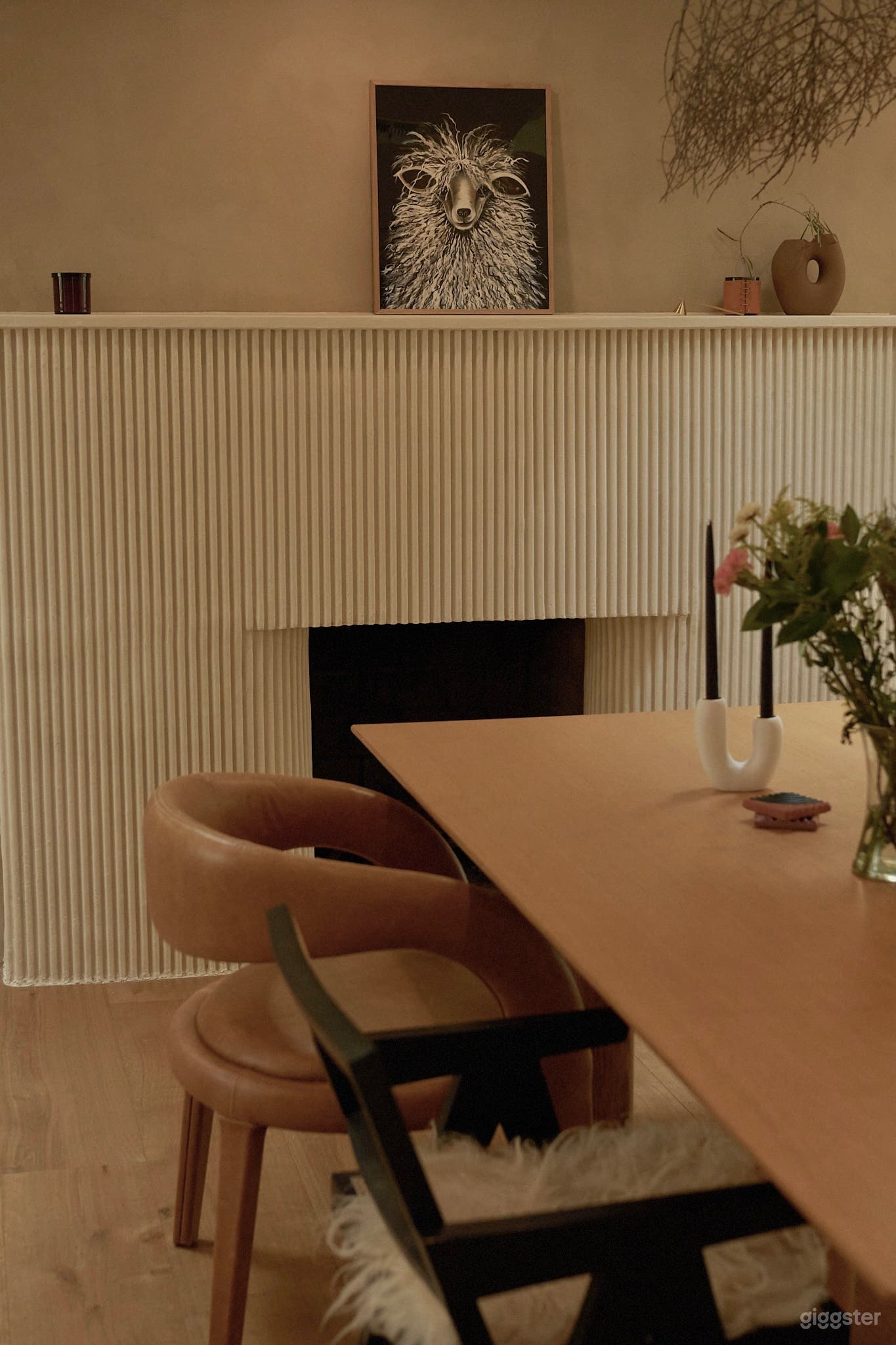 Scandinavian Modern Mountain Retreat Photo 4