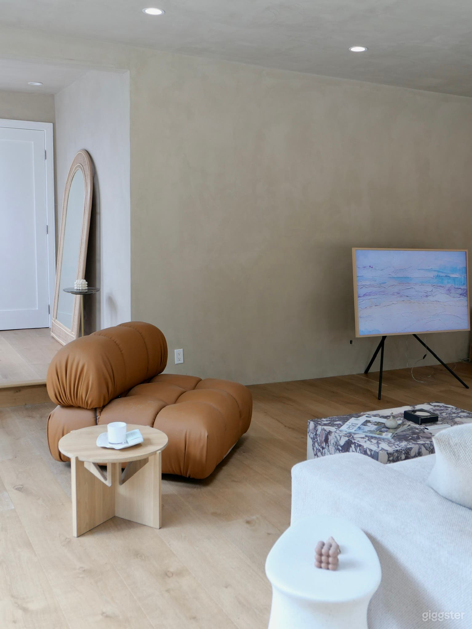 Scandinavian Modern Mountain Retreat Photo 1