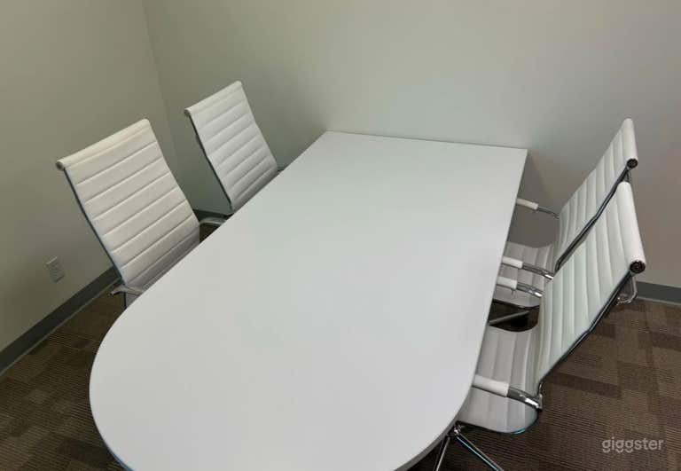  Flex Space/Desk Space/Meeting Space @ Quiet Office 