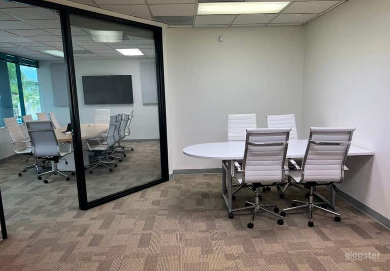  Flex Space/Desk Space/Meeting Space @ Quiet Office 