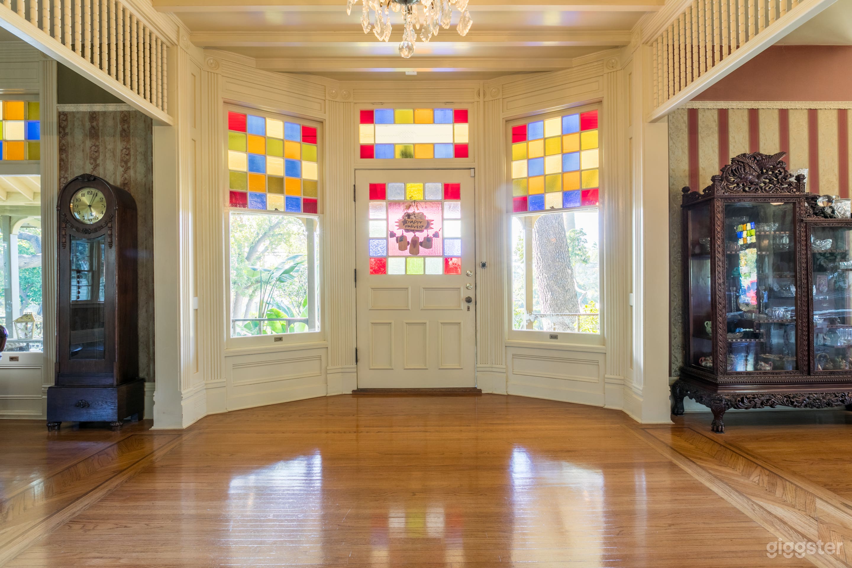 Victorian House Monrovia Photo 3