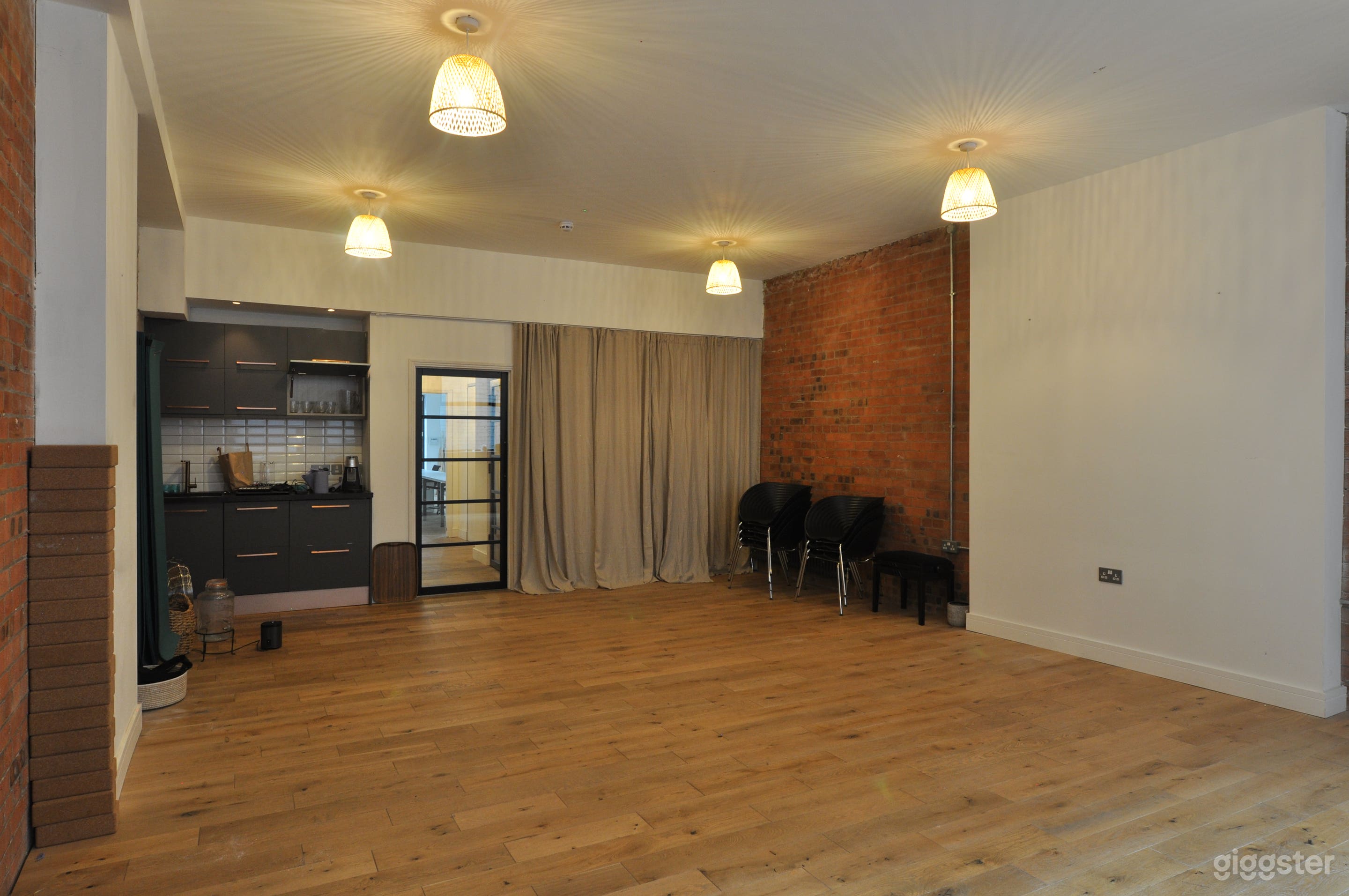 Back Studio/Room ( view to front of room)