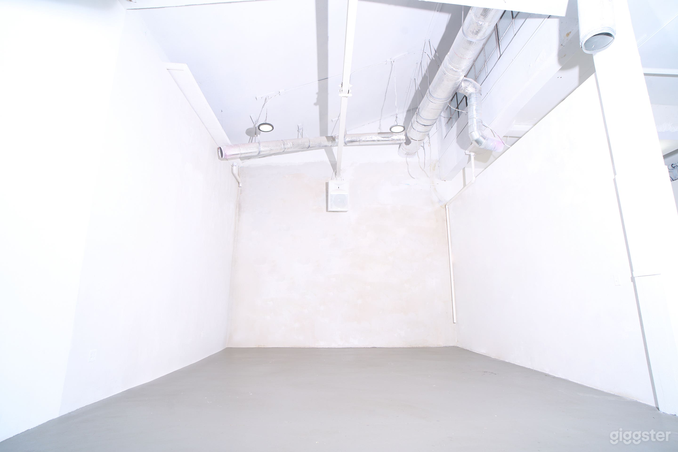 Creative Compound in West Atlanta— Studio + Gallery + Events Photo 3