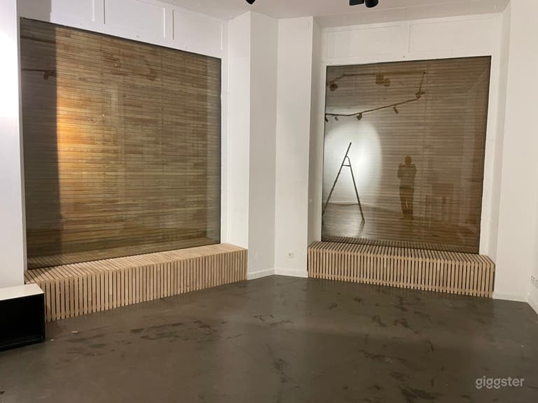  sehr heller Eckladen / Gallerie in bester PBerg Lage 