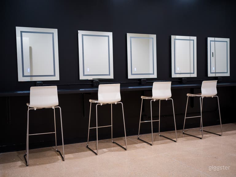  Sophisticated and Bright Event Space 