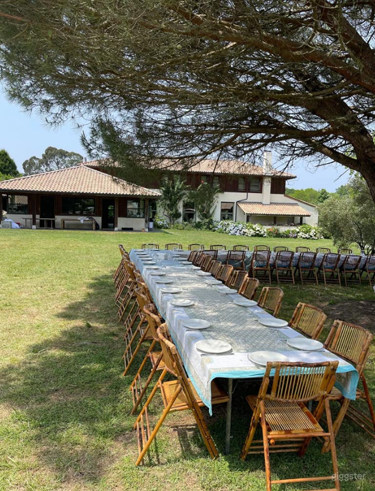  Espace extérieur panoramique de 6 hectares avec paysage verdoyant luxuriant 
