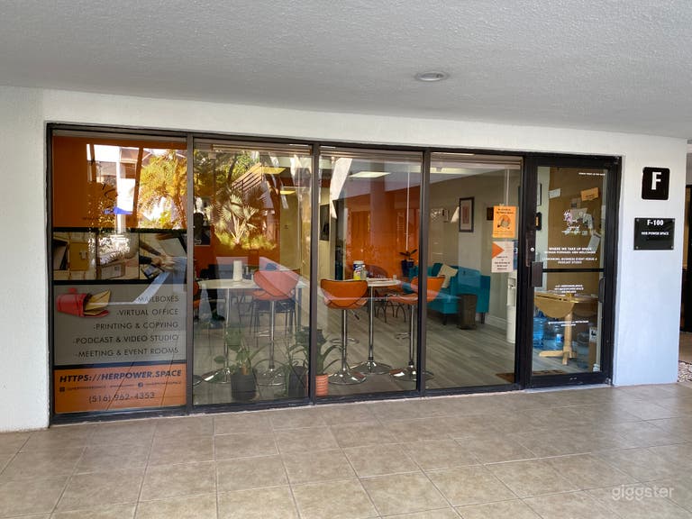  Espacio de Coworking de Alta Energía - Mujeres al frente, hombres bienvenidos 
