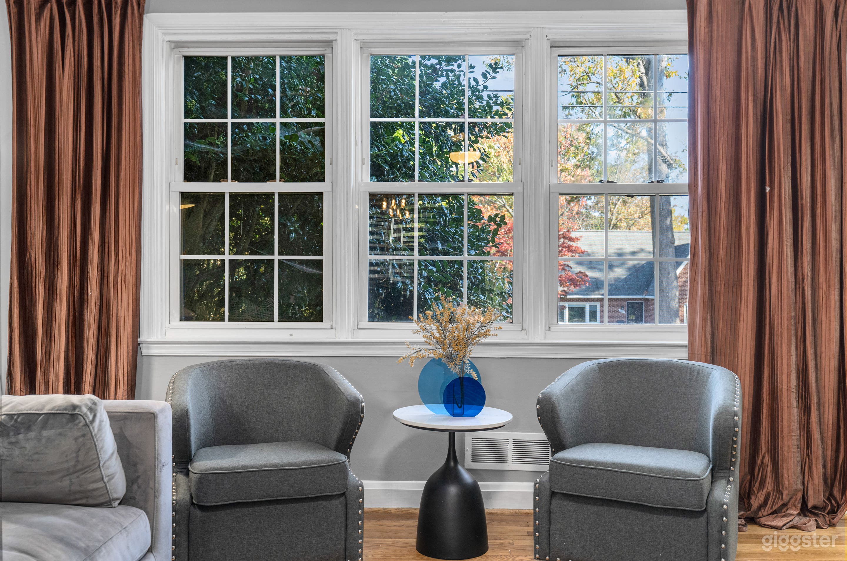 Light & Airy IG Worthy Townhouse w/ Parking Photo 4