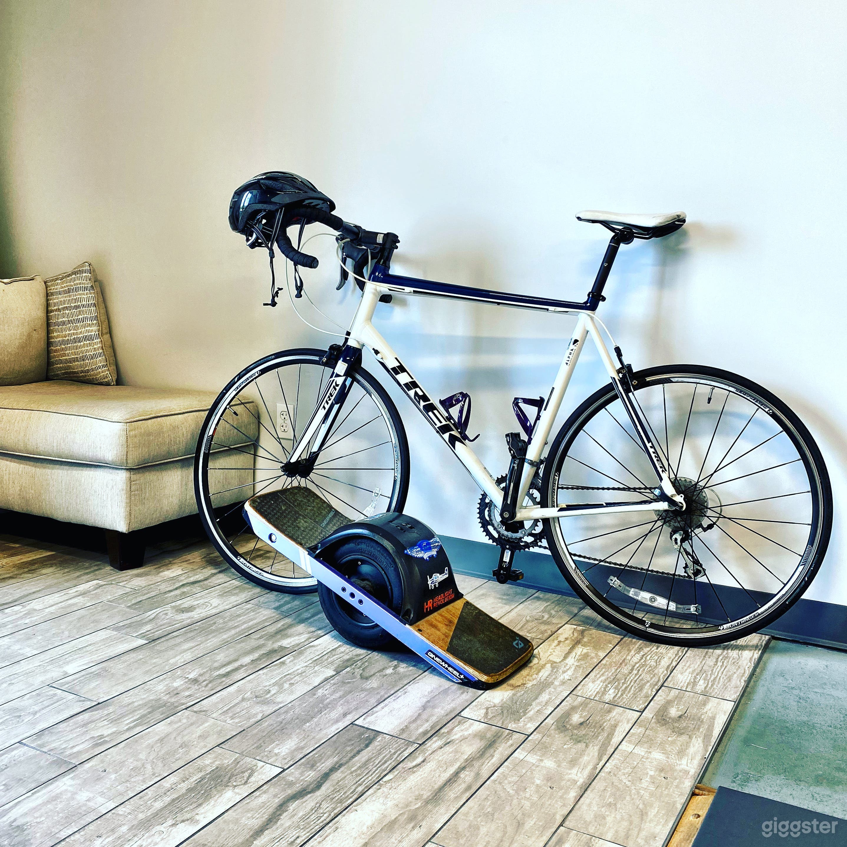 Studio for Yoga, Photograph, Fitness and more Photo 2