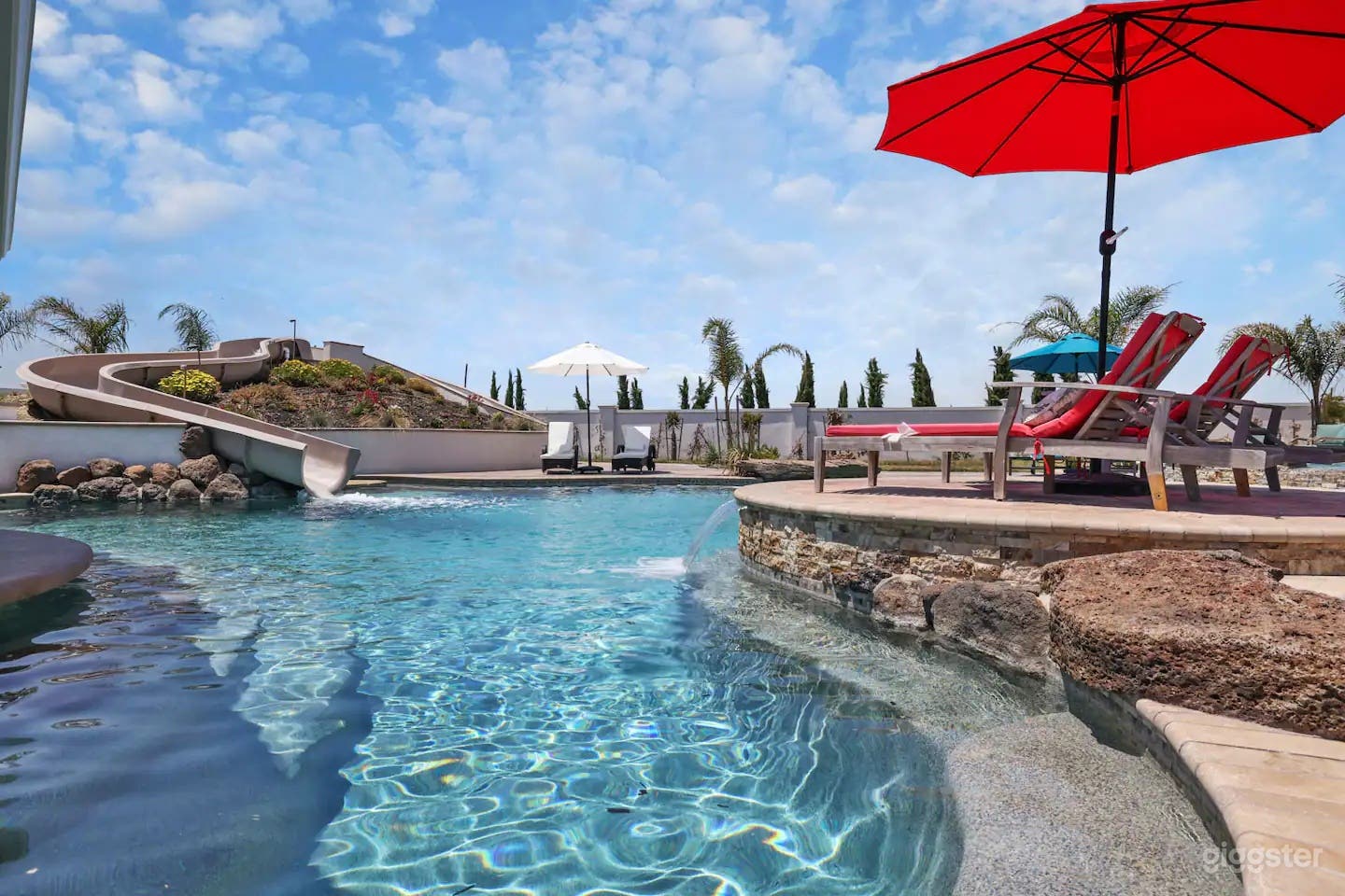 Unique and Versatile Villa in Tracy, CA Photo 3