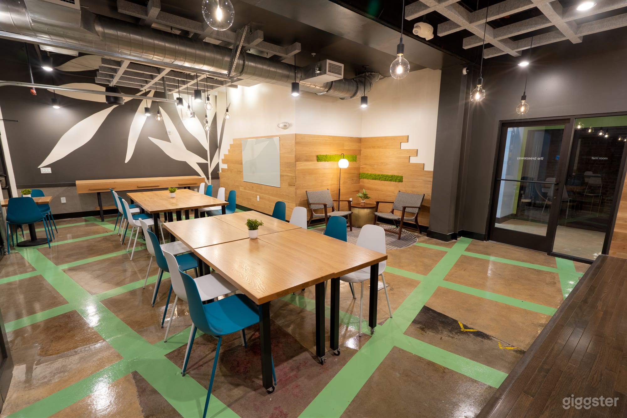 The Breezeway at Tarpon Springs Photo 2