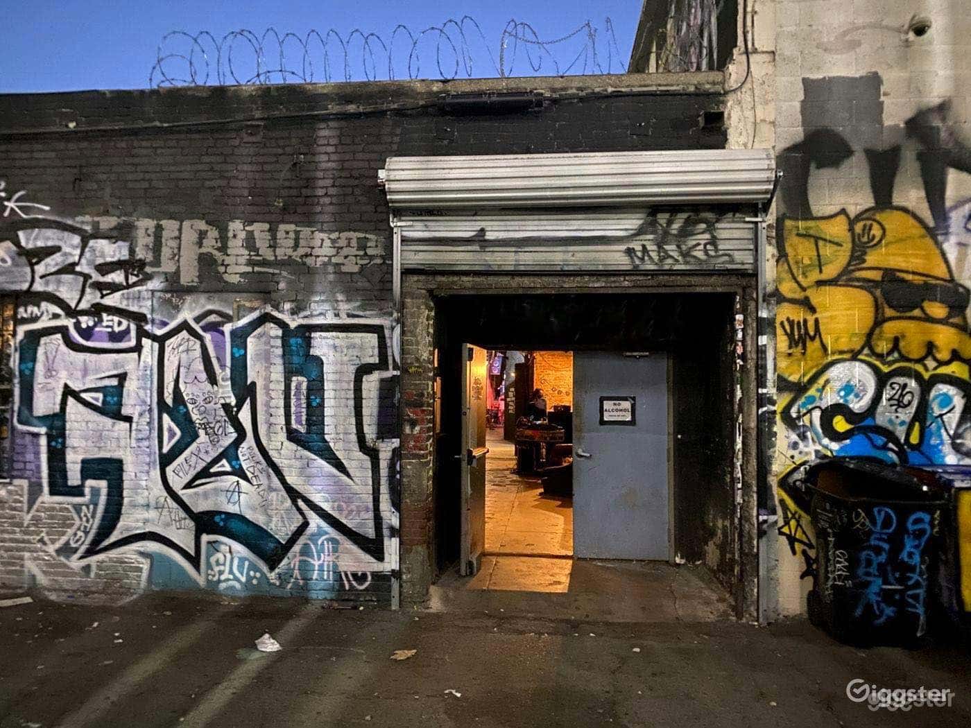 Punk &amp; Bohemian Nightclub w/ Stage Photo 1