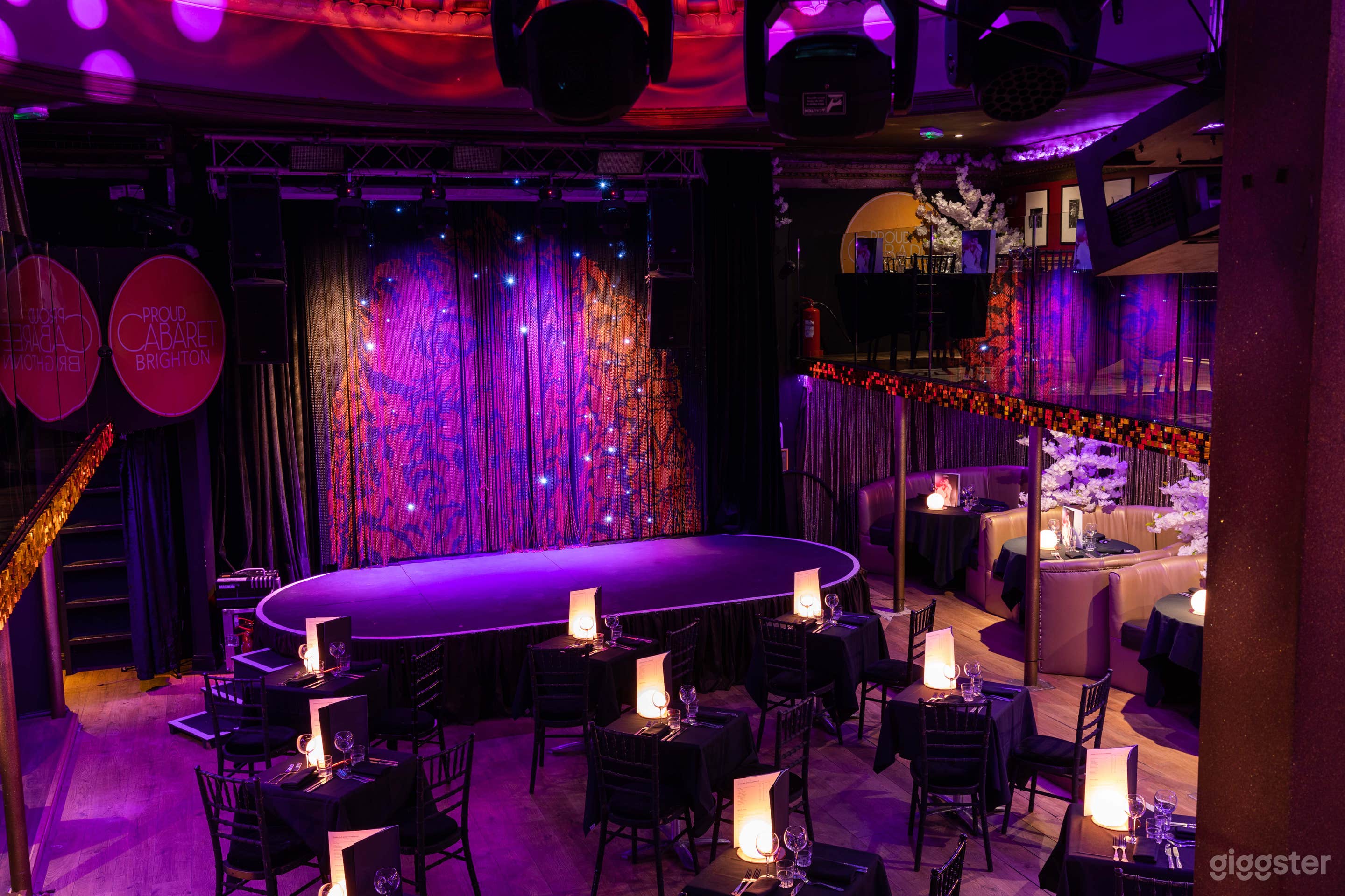 Cabaret| Private Hire| Food |Club Photo 2