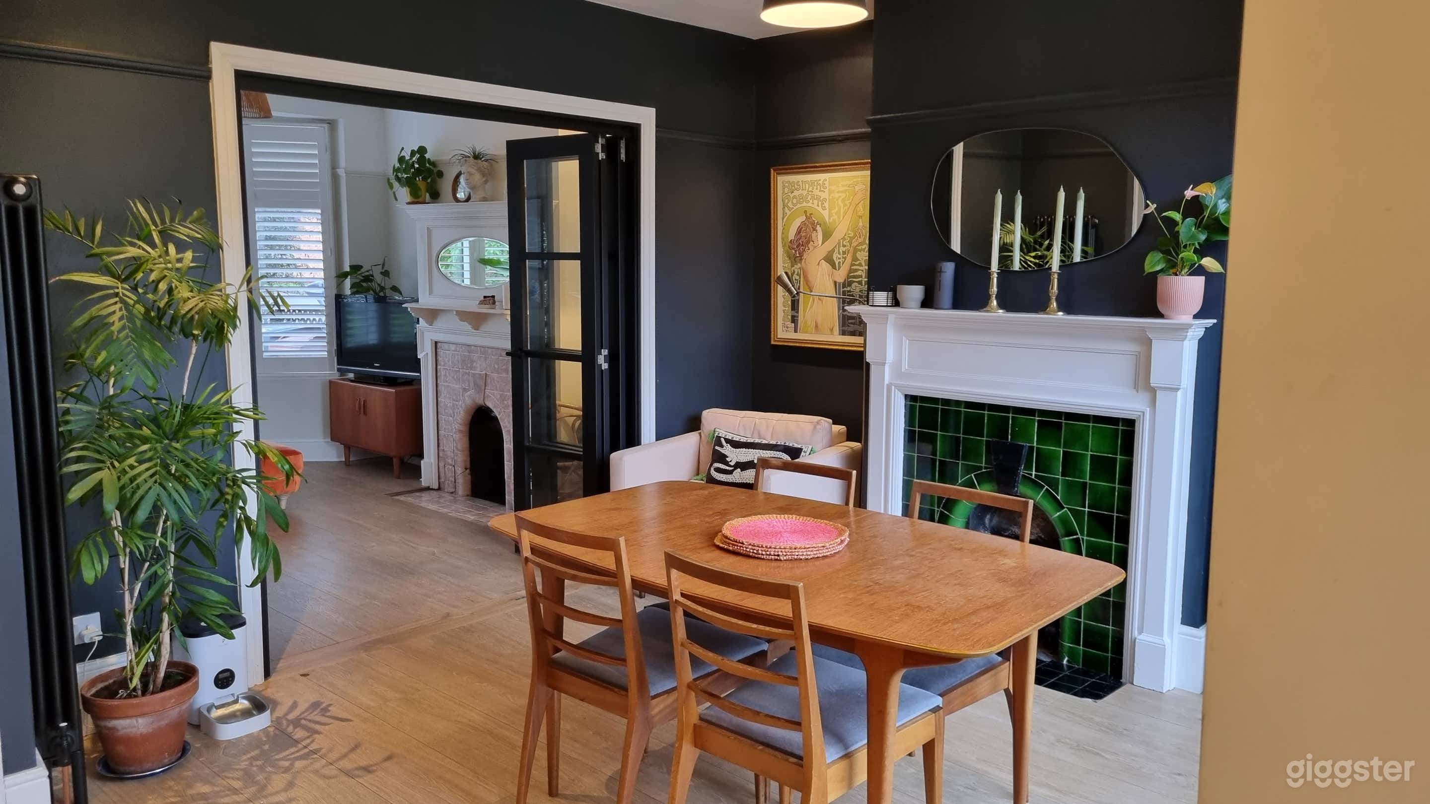 Modern Bright Family Home, East London Photo 1