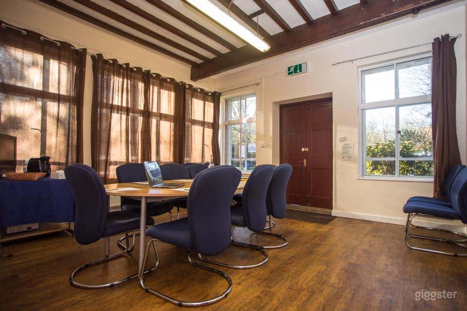 Meeting Room with Kitchen Photo 2