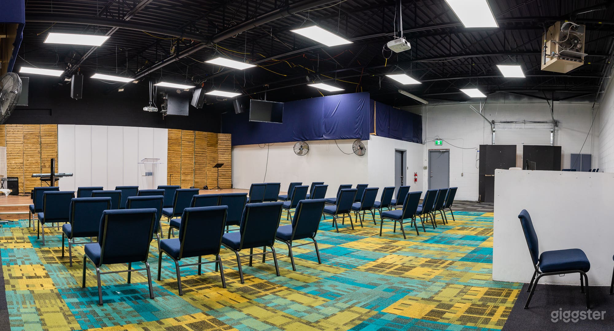 Church Space to rent Photo 2