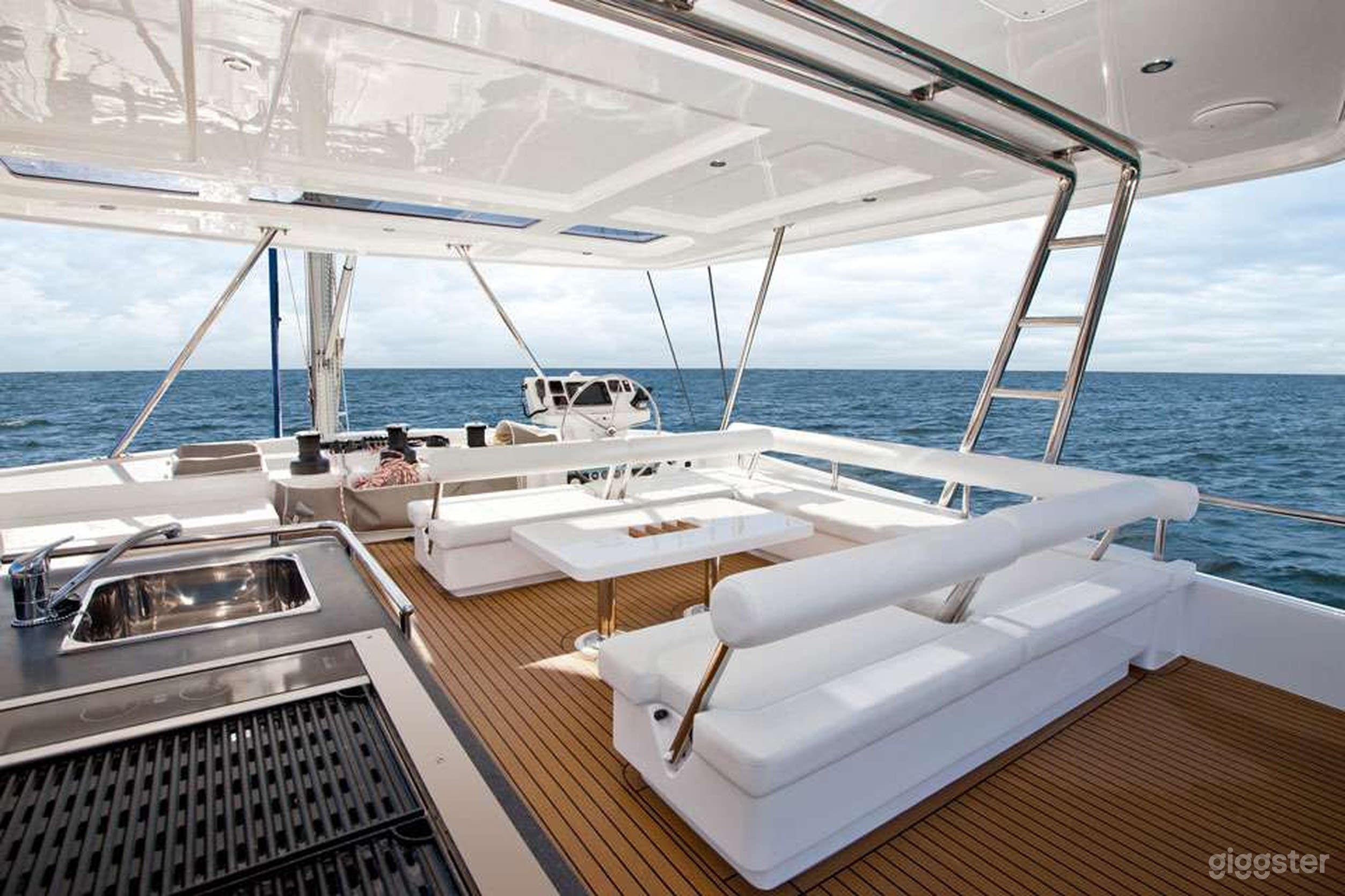 58' LEOPARD / LA GRANDE BELLEZA BOAT Photo 3