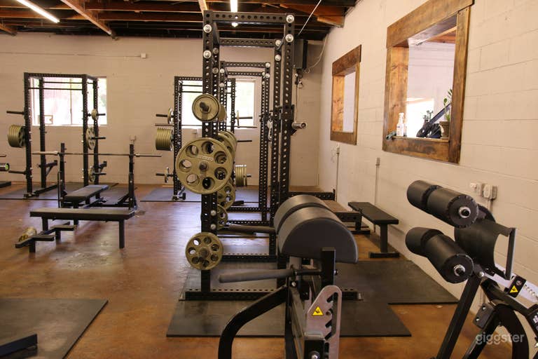  Well-Equipped Barbell GYM  