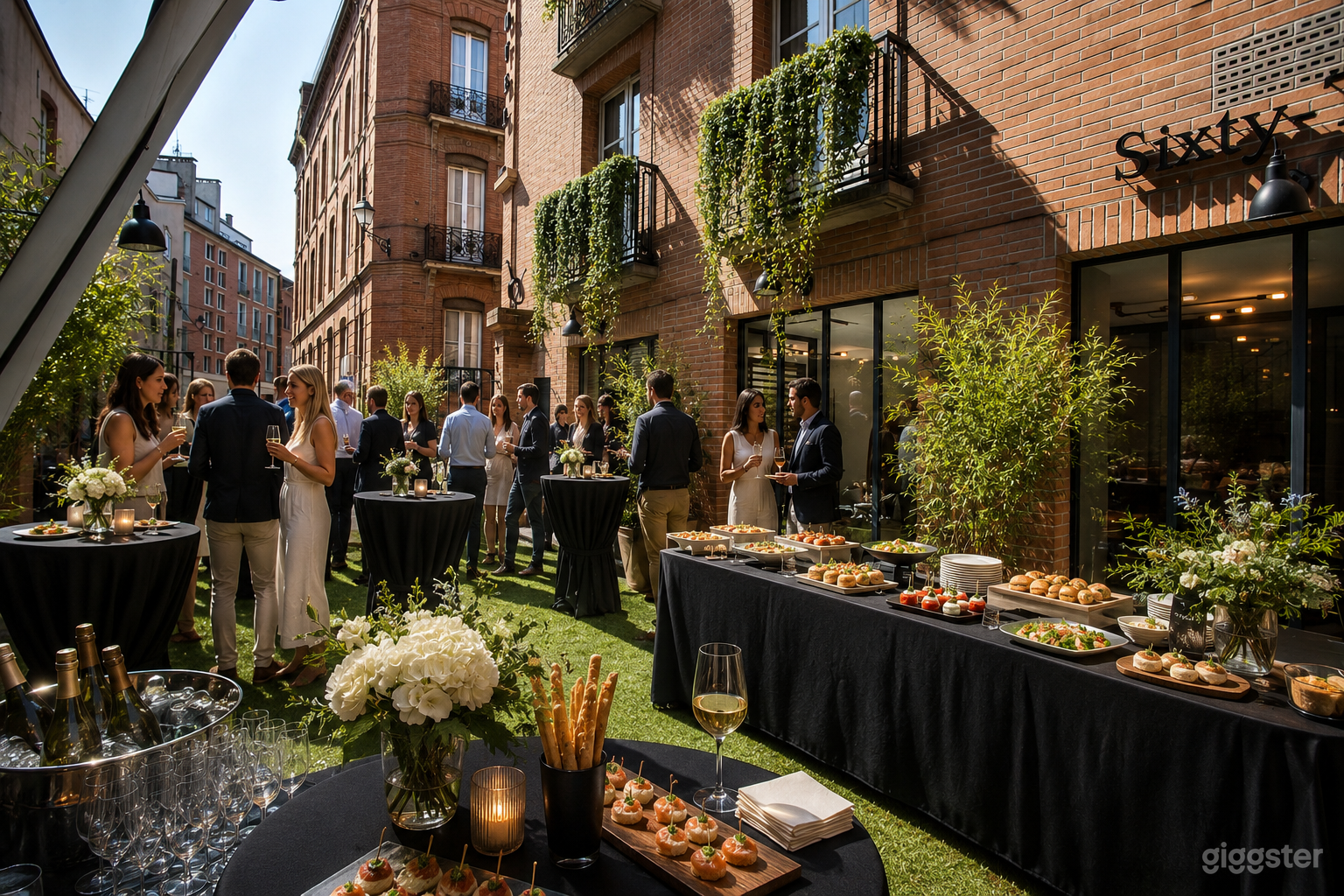Photo de Lieu de caractère avec cave voûtée et terrasse privée 3