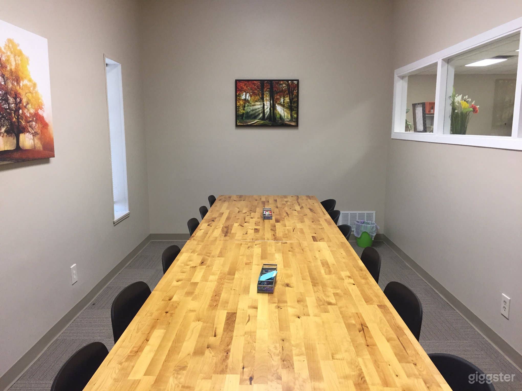 The Fall Conference Room Photo 4