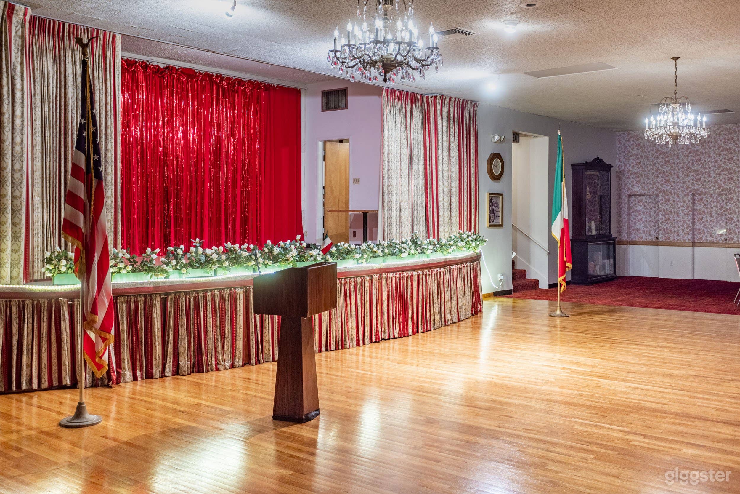 60'S EVENT HALL #312 Photo 2