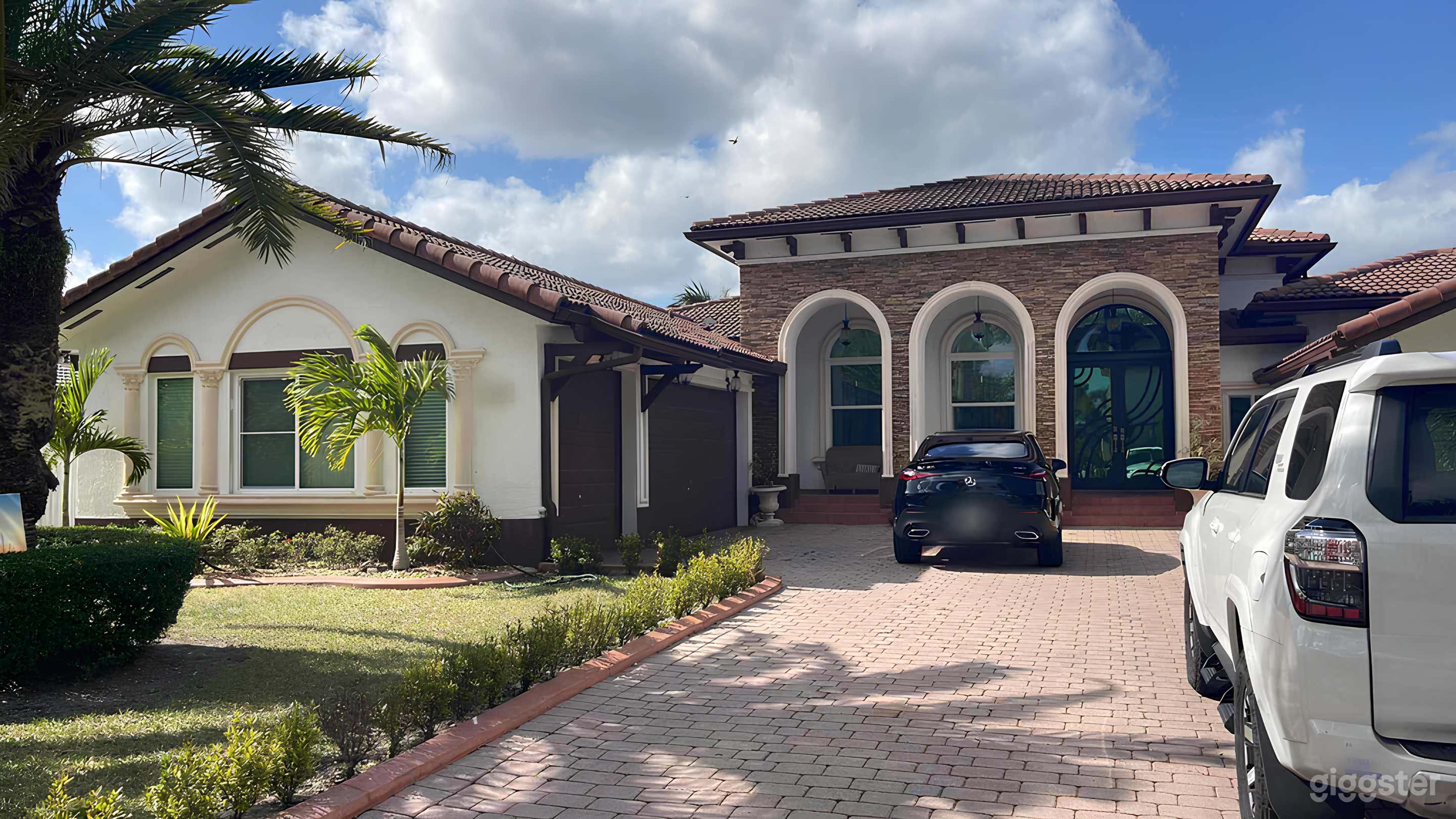 Miami Modern Home Photo 1