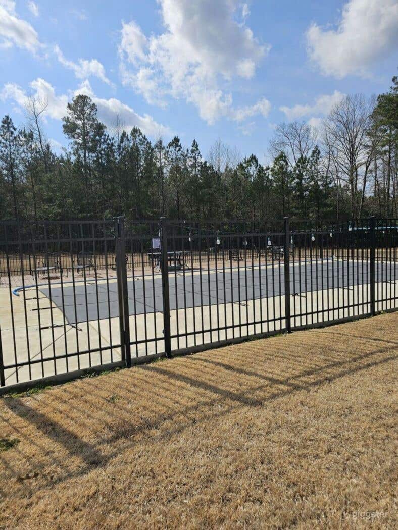 Virginia's Charm Pool Photo 3