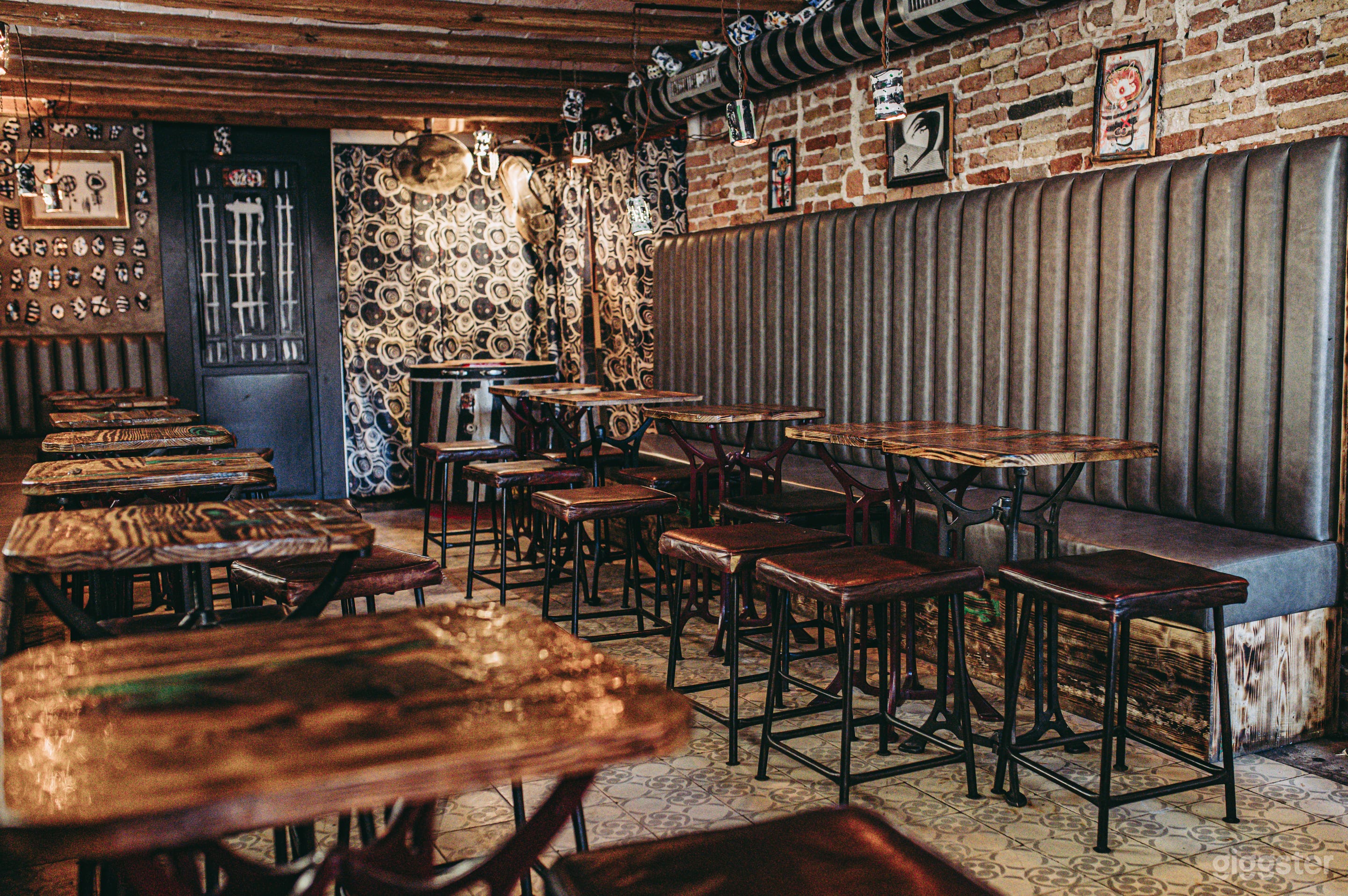 Bar Muy Divertido y Atmosférico Foto 4