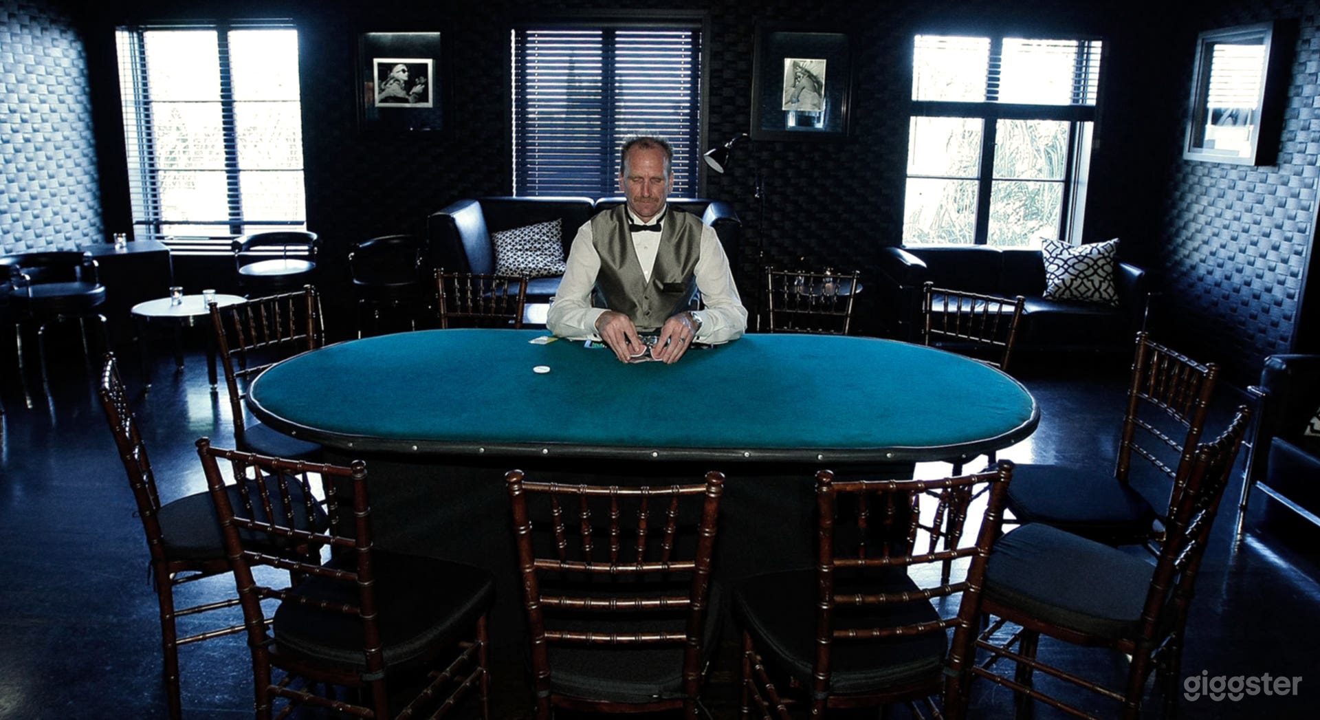 Intimate Game Room Photo 3