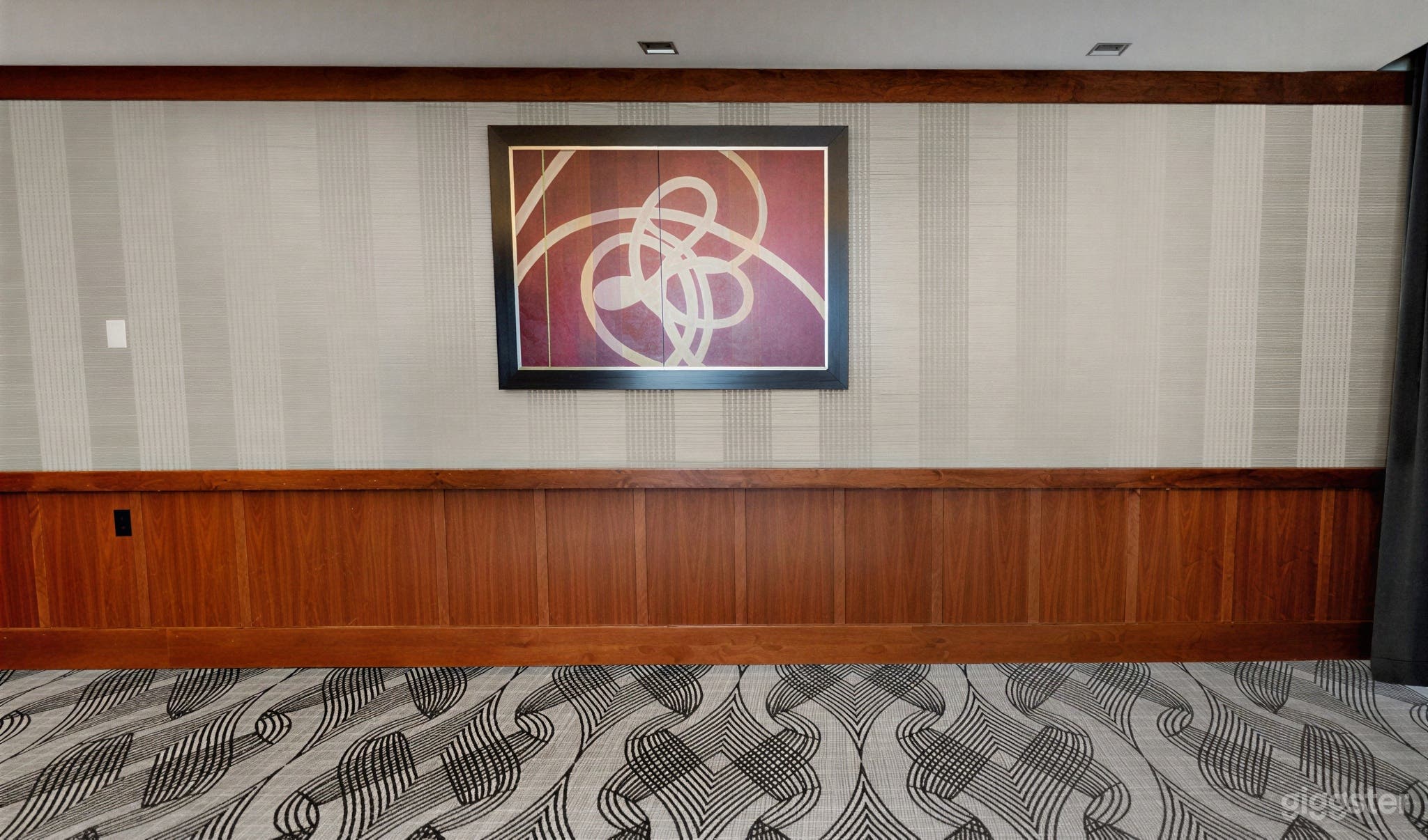 Maestro Boardroom Photo 3