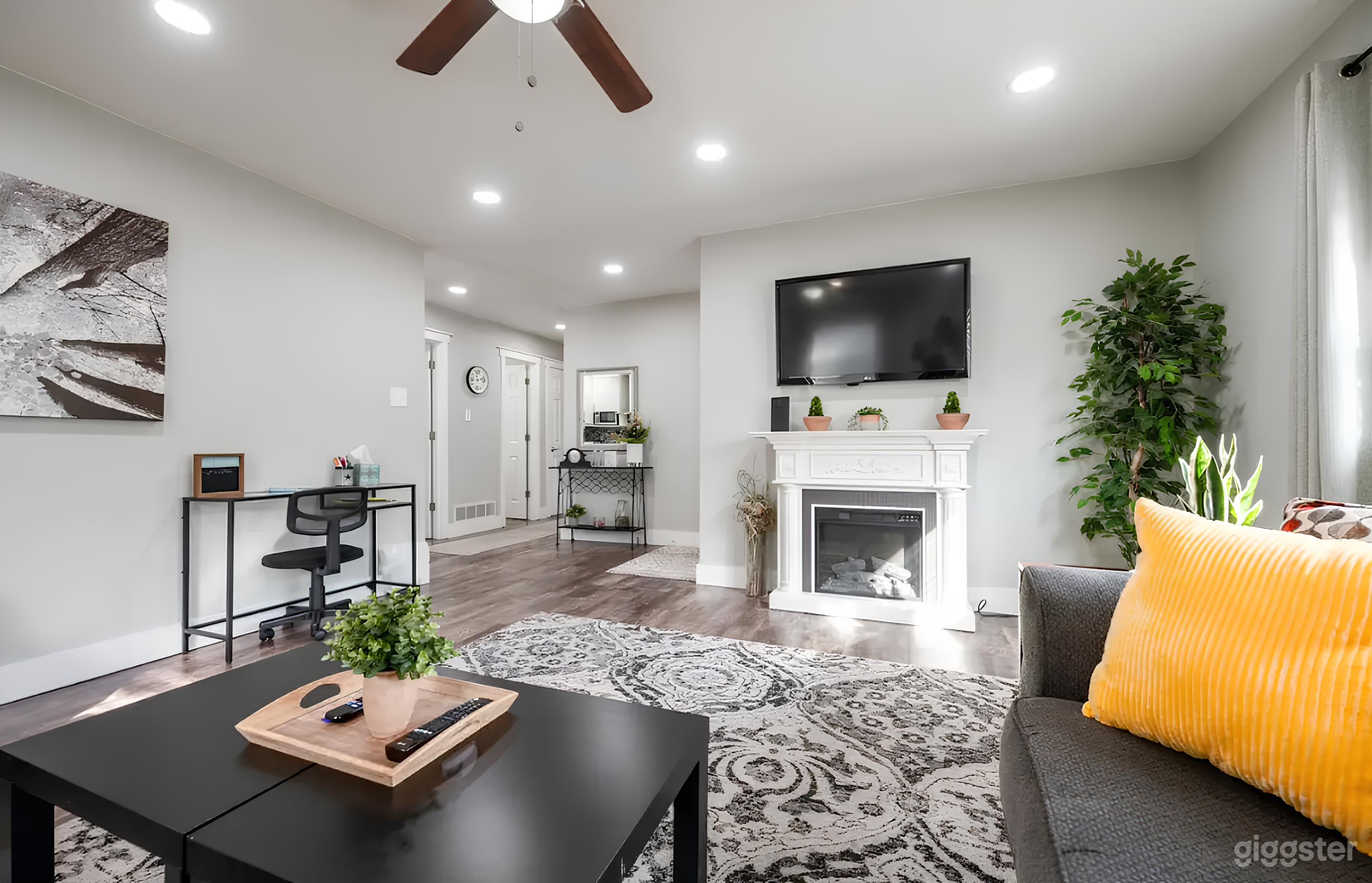 Historic Condo Near Downtown Photo 1