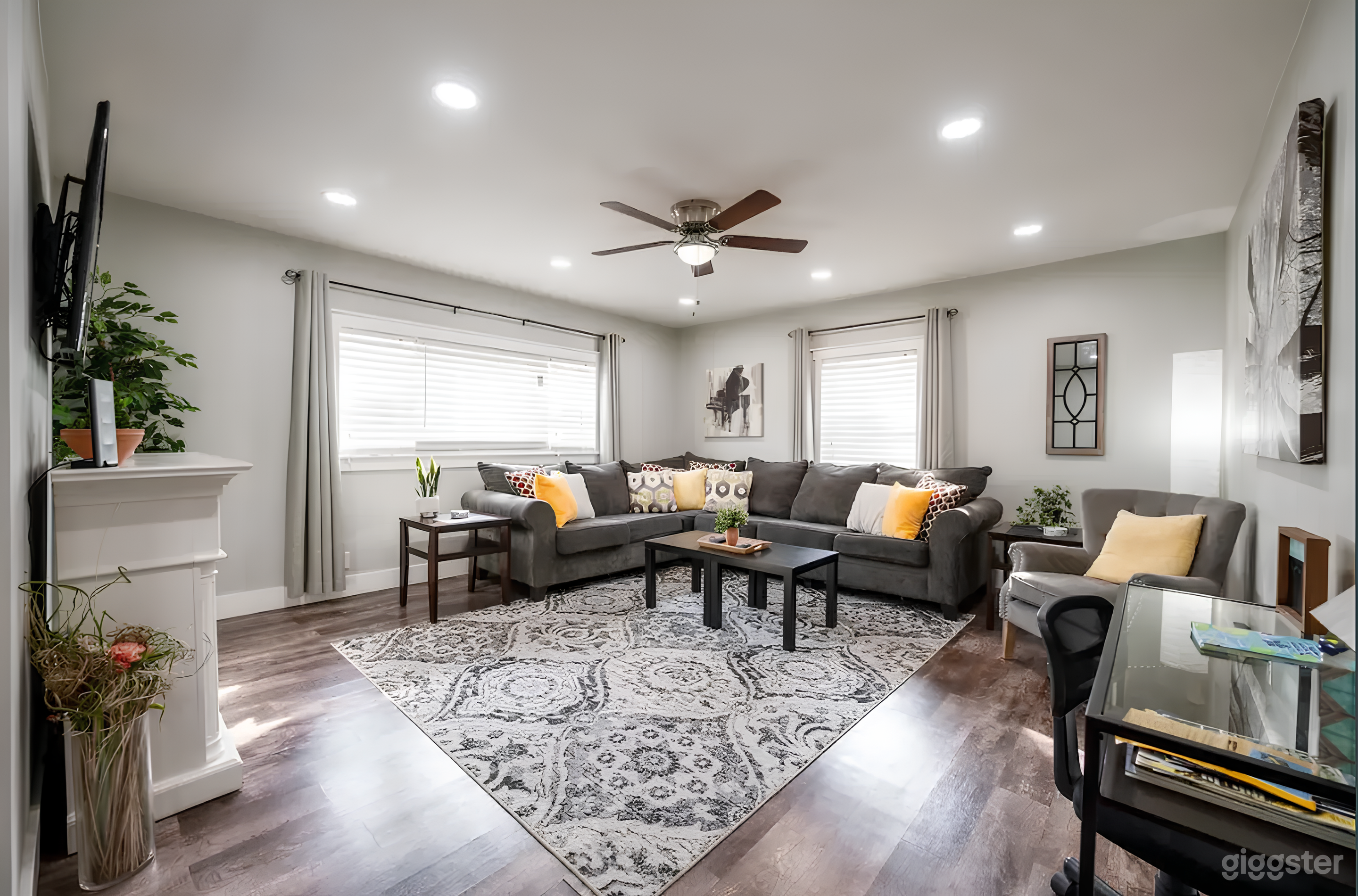 Historic Condo Near Downtown Photo 2