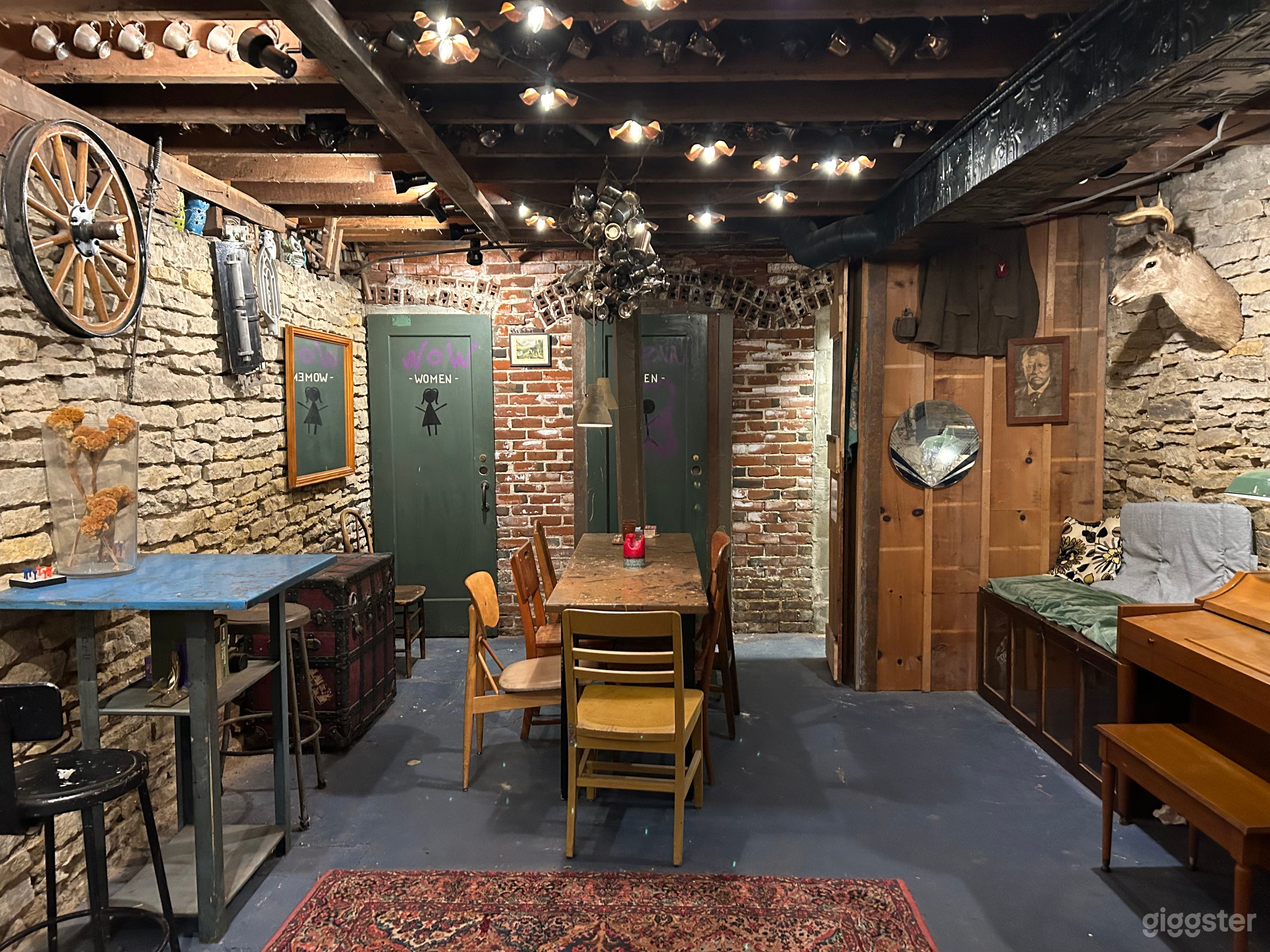 1920s stone wall speak easy lounge Photo 1