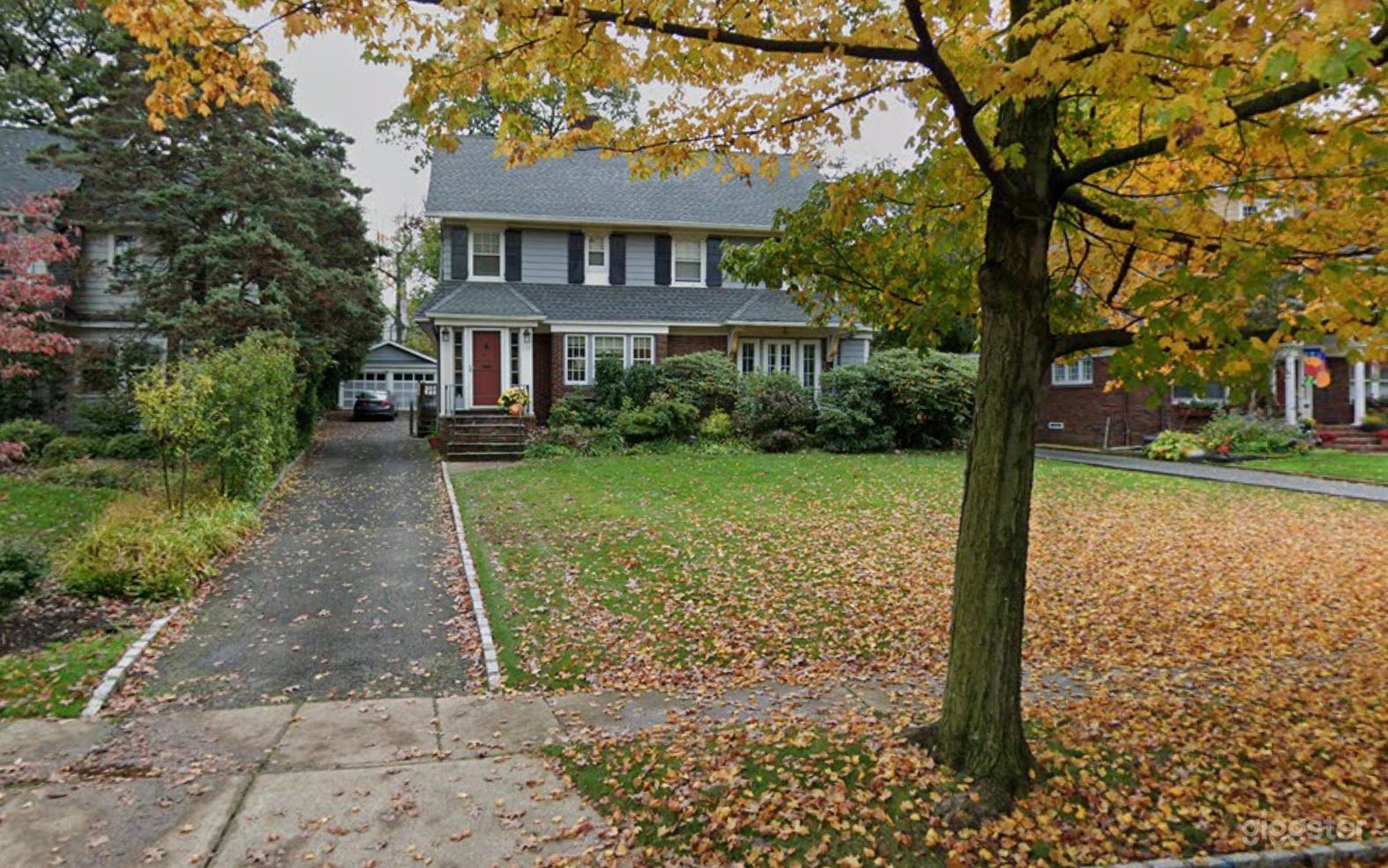 Front of house/dwy/garage