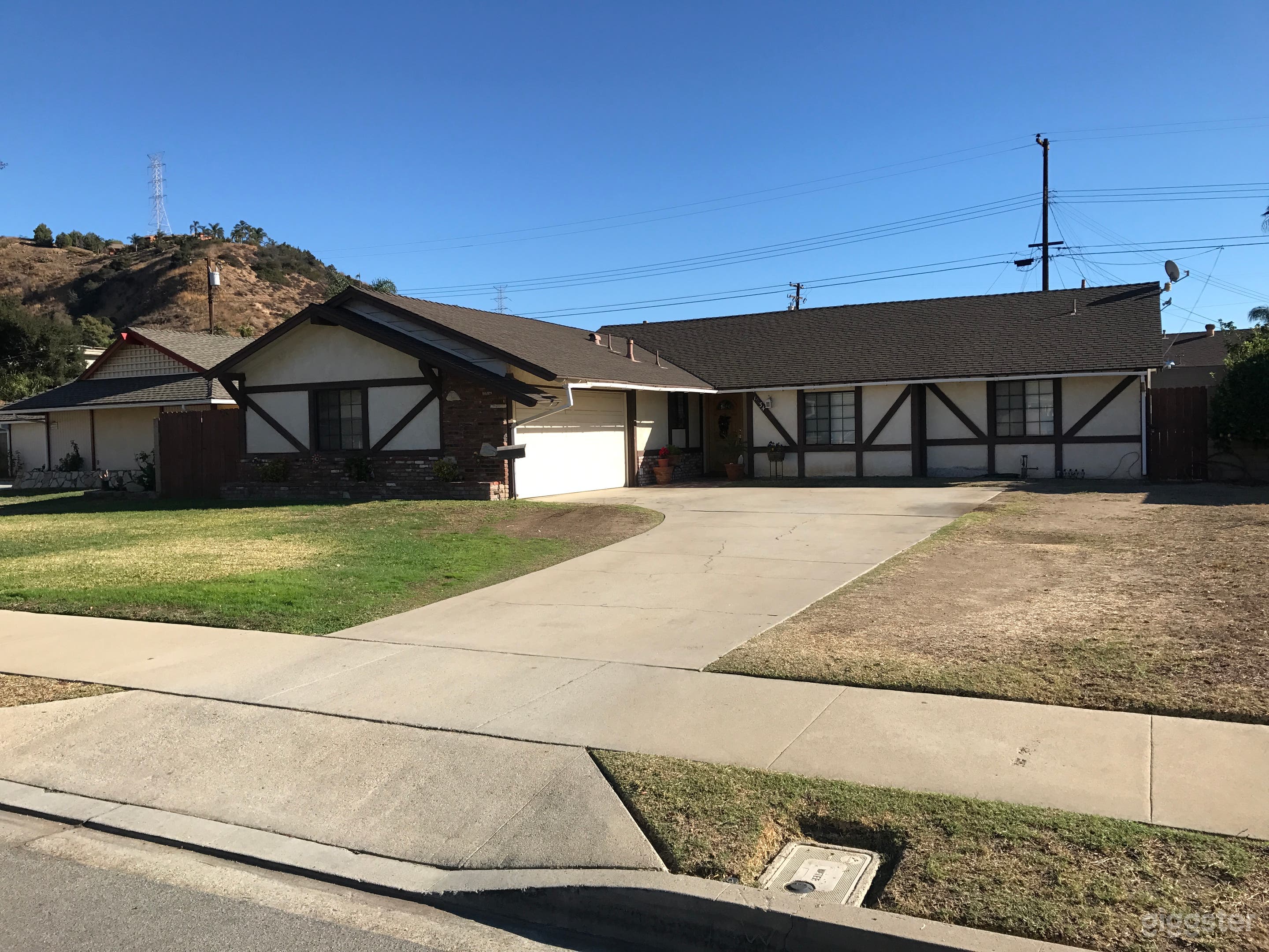Lovely rehabbed home with a Ranch style look  Photo 1