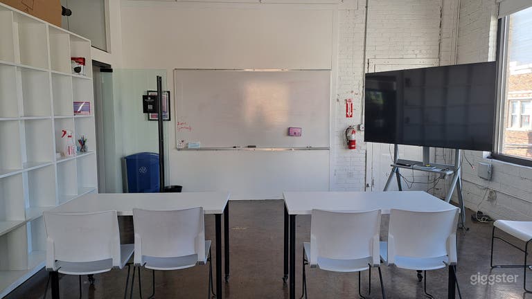  Versatile Classroom in Uptown 