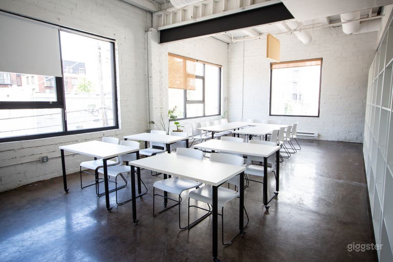  Versatile Classroom in Uptown 